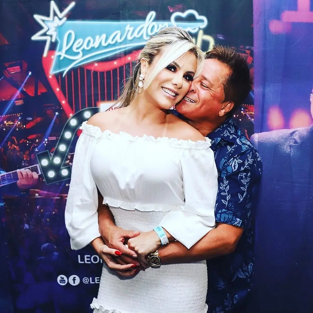 Sertanejo pediu orações pela saúde da esposa e da sogra em redes sociais