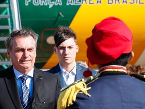 Renan Bolsonaro, o filho 04 do atual presidente da República, no meio de uma polêmica