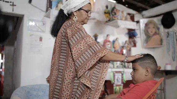 Mãe Marta atenta para o fato de que as novas gerações não recorrem mais às rezas como antigamente