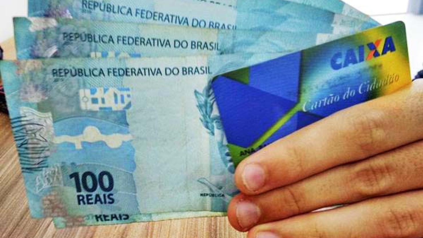 Trabalhadores nascidos em dezembro recebem abono do PIS a partir desta terça (15) - Negócios - Diário do Nordeste