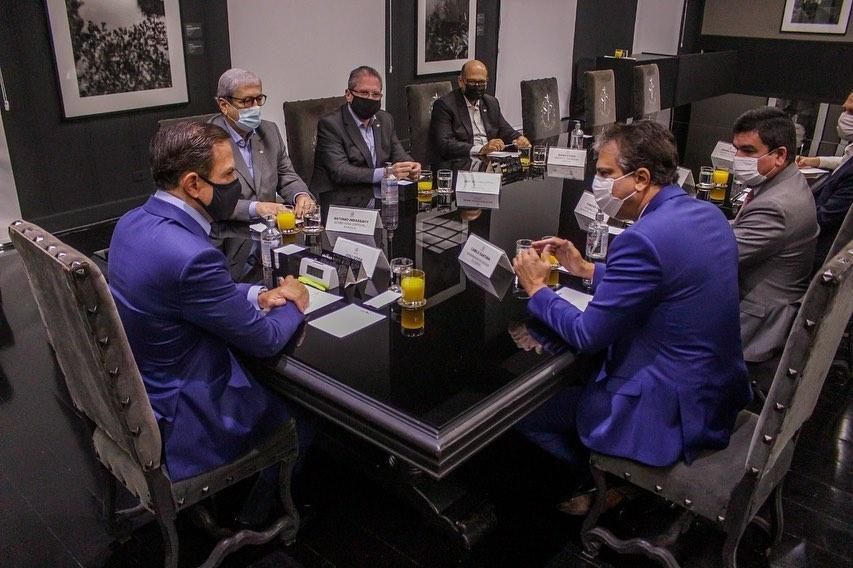 Governadores se reuniram em São Paulo para discutir imunização contra a Covid-19