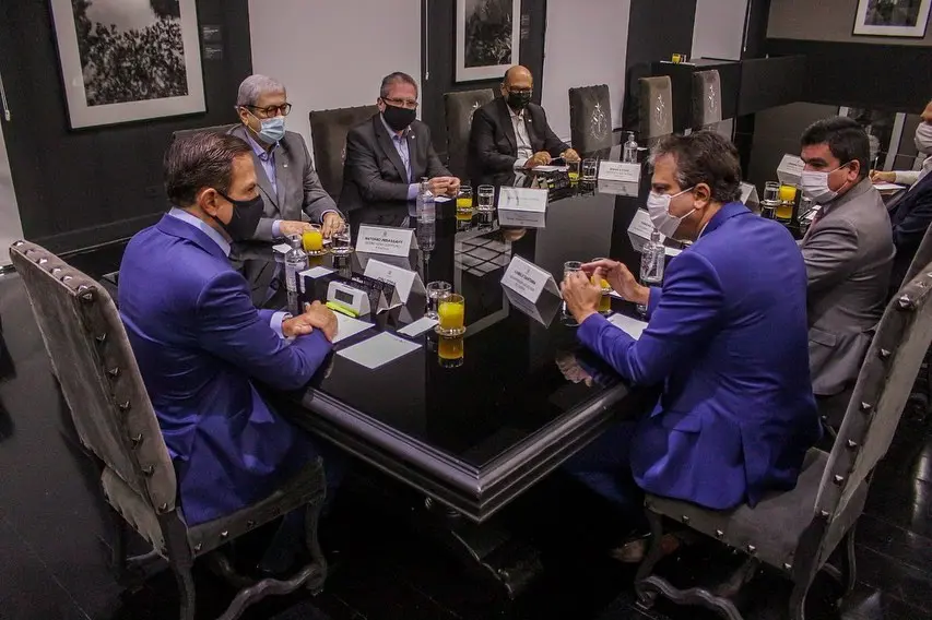 Governadores se reuniram em São Paulo para discutir imunização contra a Covid-19