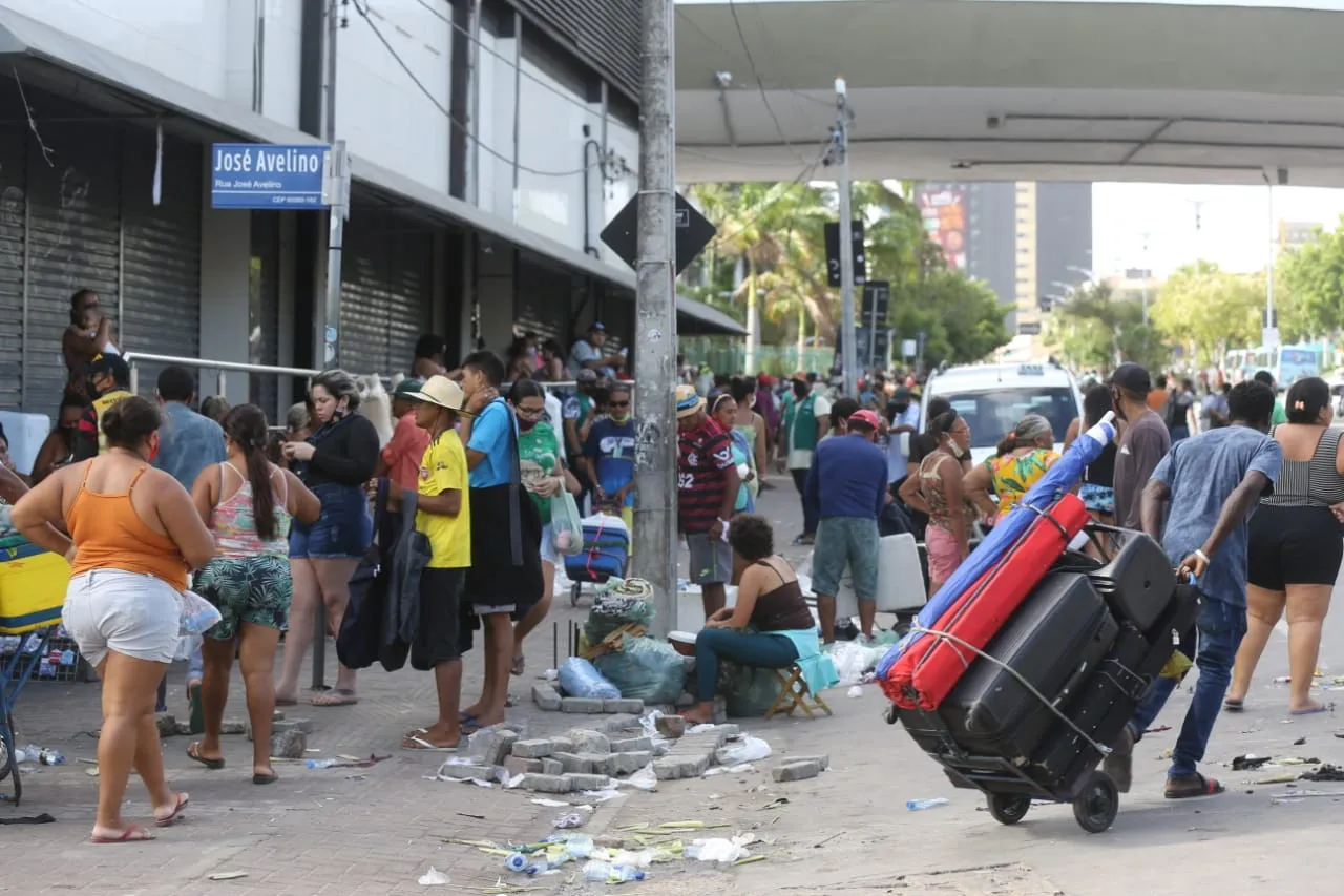 Algumas pessoas não usavam máscara ou utilizam de forma incorreta