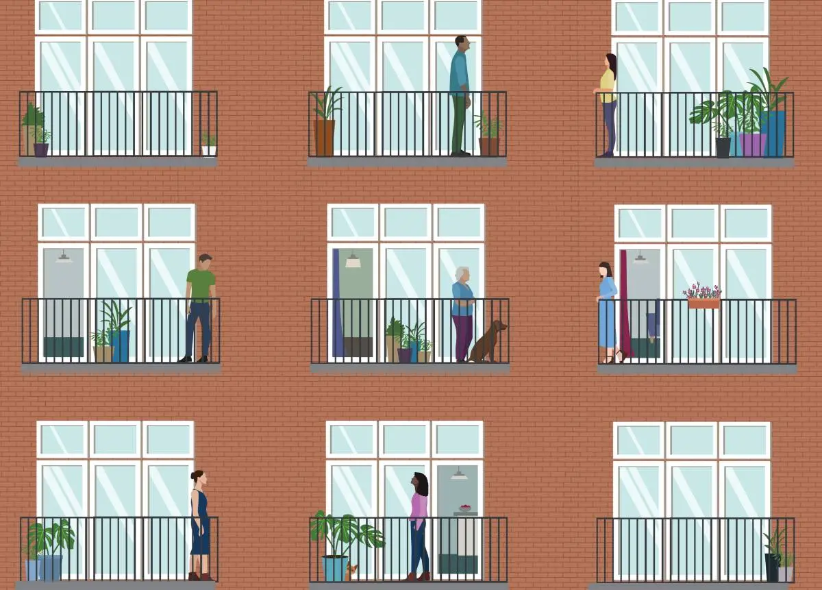 A Convenção está acima do Regimento. Nela constam todas as regras de funcionamento do condomínio