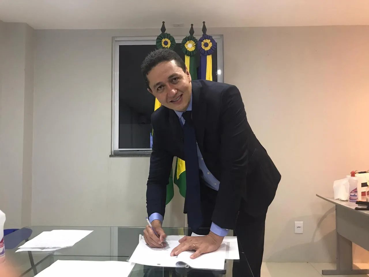 Glêdson Bezerra toma posse em Juazeiro do Norte