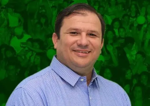 Prefeito eleito de Martinópole, James Bel