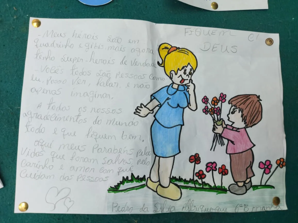 O trabalho começou a ser desenvolvido em maio de 2020 como uma forma de dar continuidade ao relacionamento com os alunos mesmo à distância