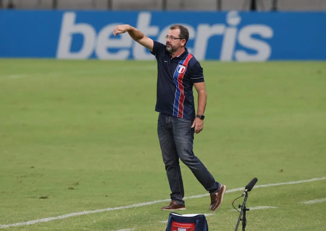 Enderson Moreira elogiou a atuação do Fortaleza diante do Bahia