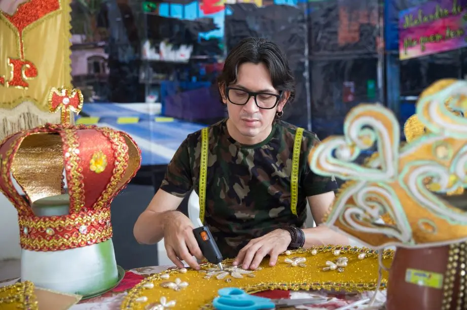 Márcio Lima, carnavalesco e aderecista