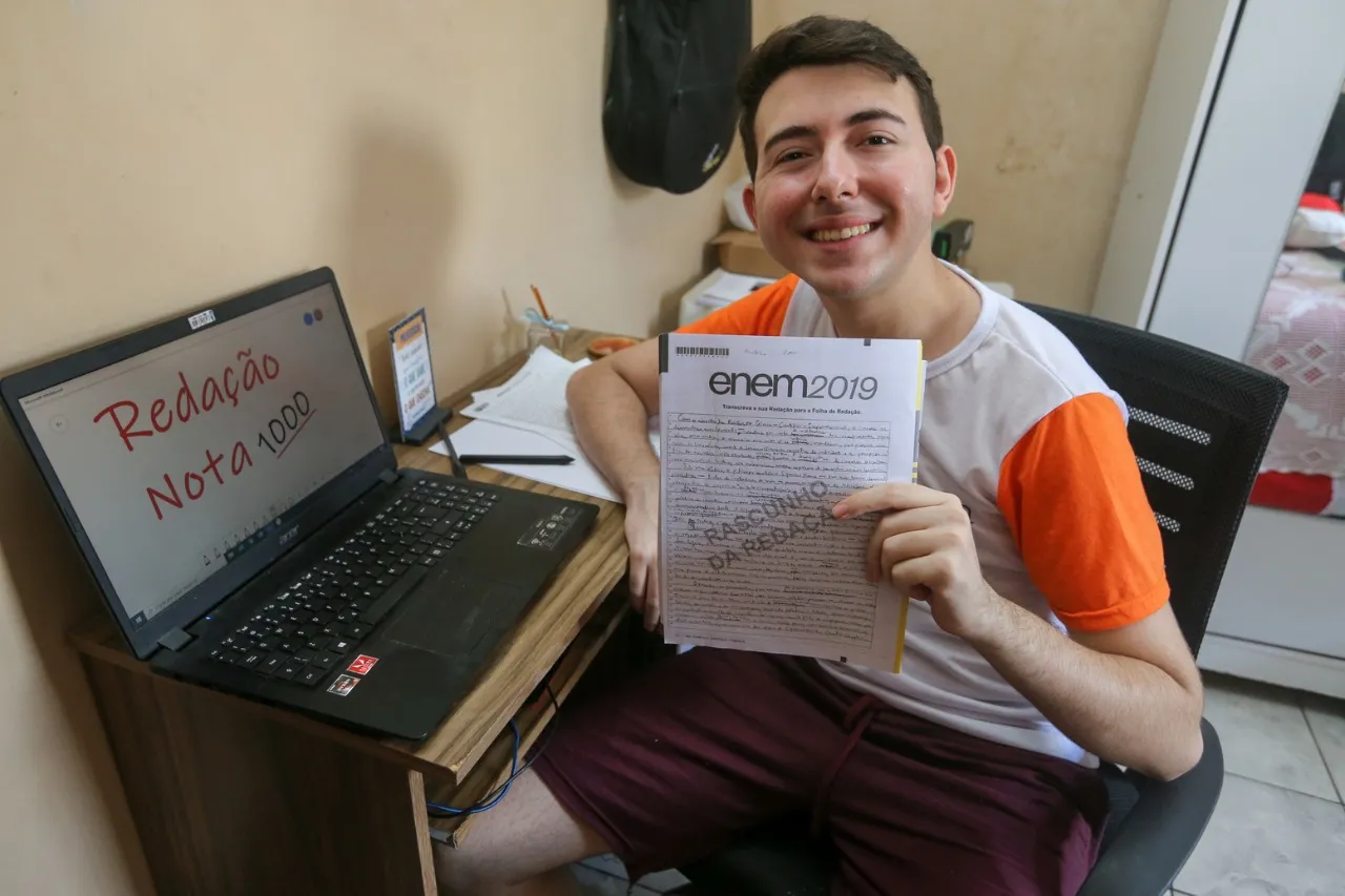 Estudante Jurandi Campelo dedicou-se aos simulados.