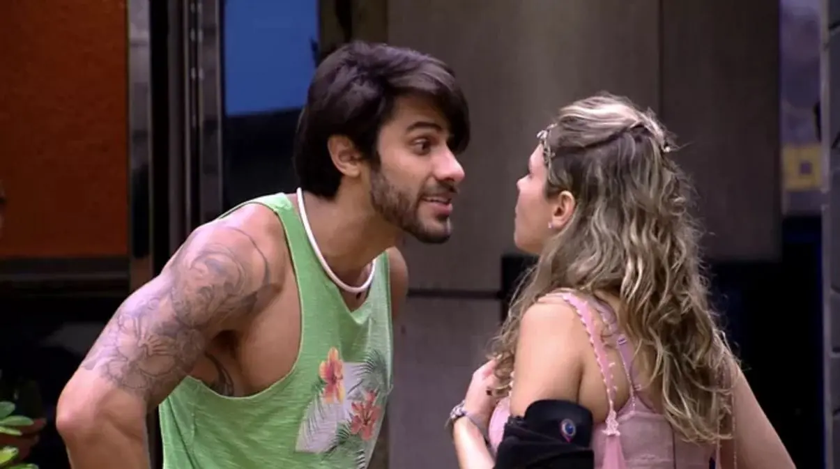 Esta é uma imagem de Ana Paula e Renan no BBB16