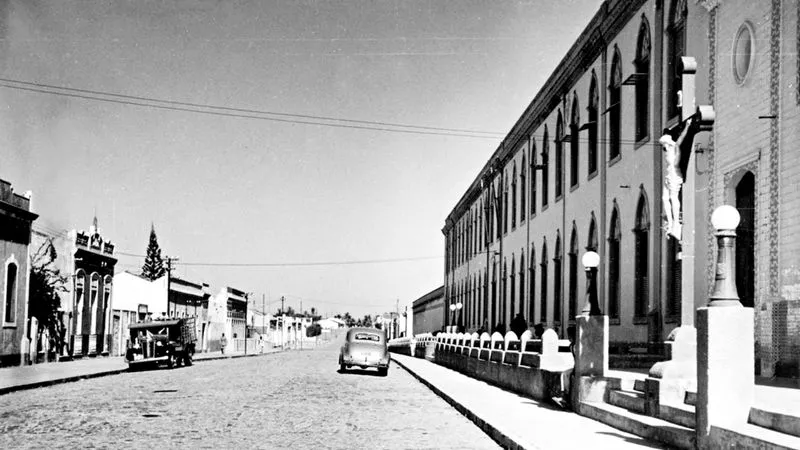 Imagem da Avenida Monsenhor Tabosa cedida pelo historiador Miguel Ângelo, o Nirez