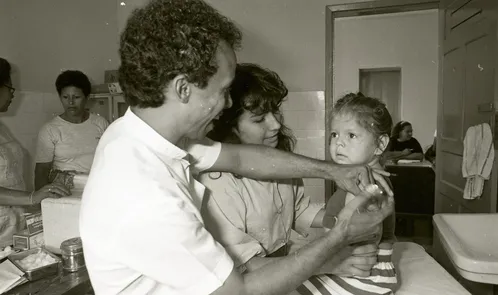 Campanha de vacinação no Ceará em agosto de 1991