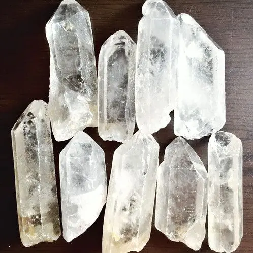 Esta é uma imagem do quartzo branco transparente