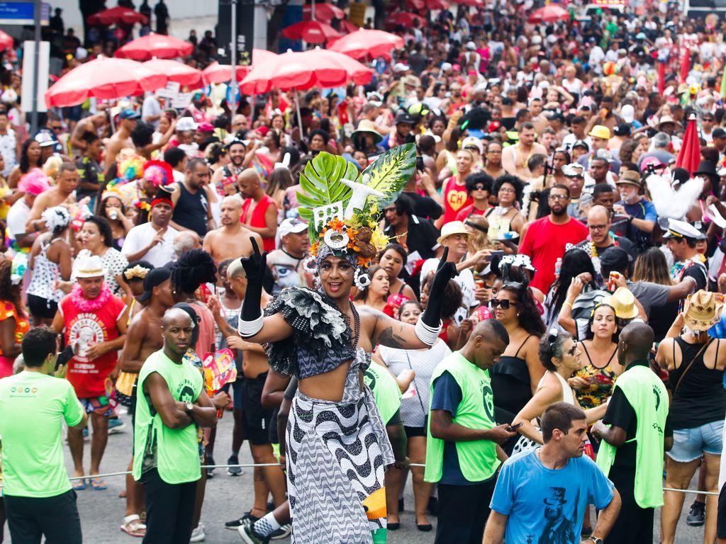 Prefeito Do Rio De Janeiro Eduardo Paes Descarta Realizacao De Carnaval Em Julho Pais Diario Do Nordeste