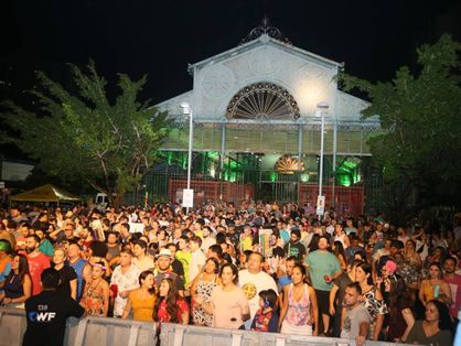 O Mercado dos Pinhões, um dos polos de Pré-Carnaval em Fortaleza, deve receber reforço de fiscalização para evitar aglomerações tradicionais deste período.