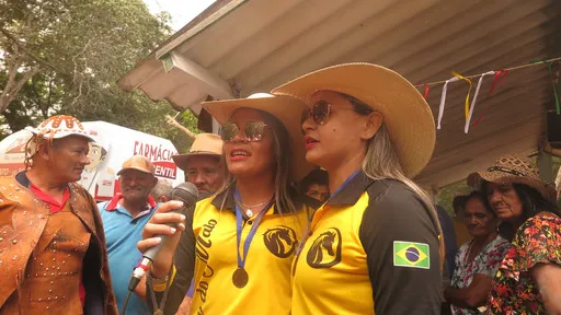 A vaqueira Natália Gonçalves frequenta todos os anos a festa. 