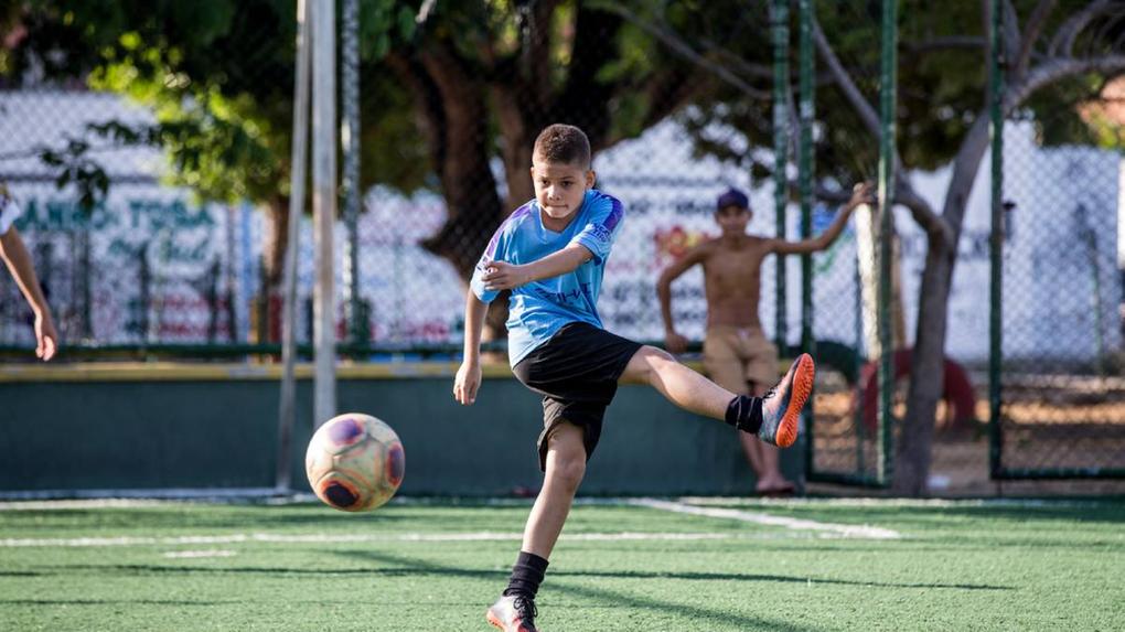 Além de treino de futebol, o projeto Atleta Cidadão oferecia aulas de outros esportes