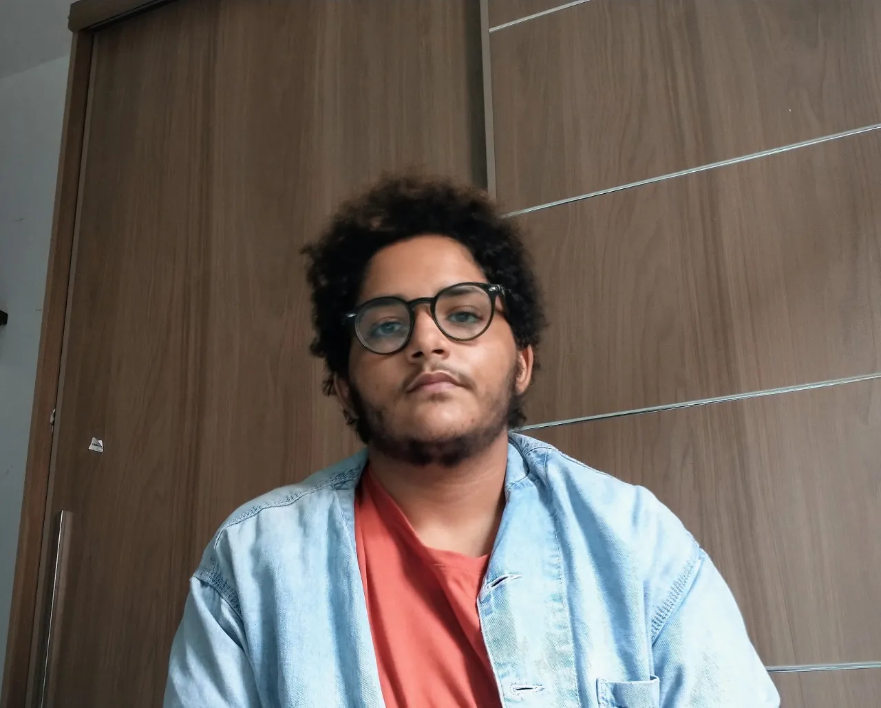 Cauê Henrique Ayo estuda imagem e semiótica no Limbo (Laboratório de Imagem e Estéticas Comunicacionais) da UFCA