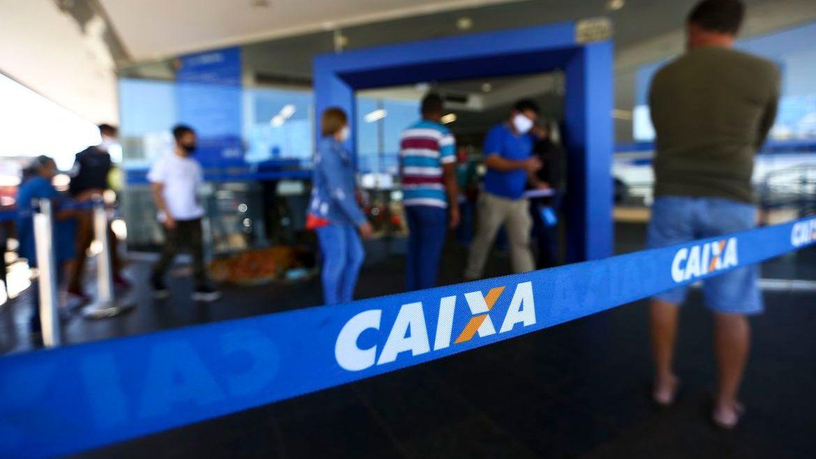 Banco do Brasil prevê fechamento de 112 agências e desligamento de 5 mil  pessoas