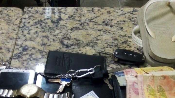 Motorista de aplicativo e comparsa são presos suspeitos de assalto na Parquelândia