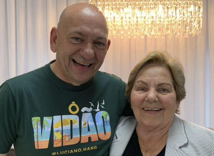 luciano hang e a mãe Regina Modesti Hang