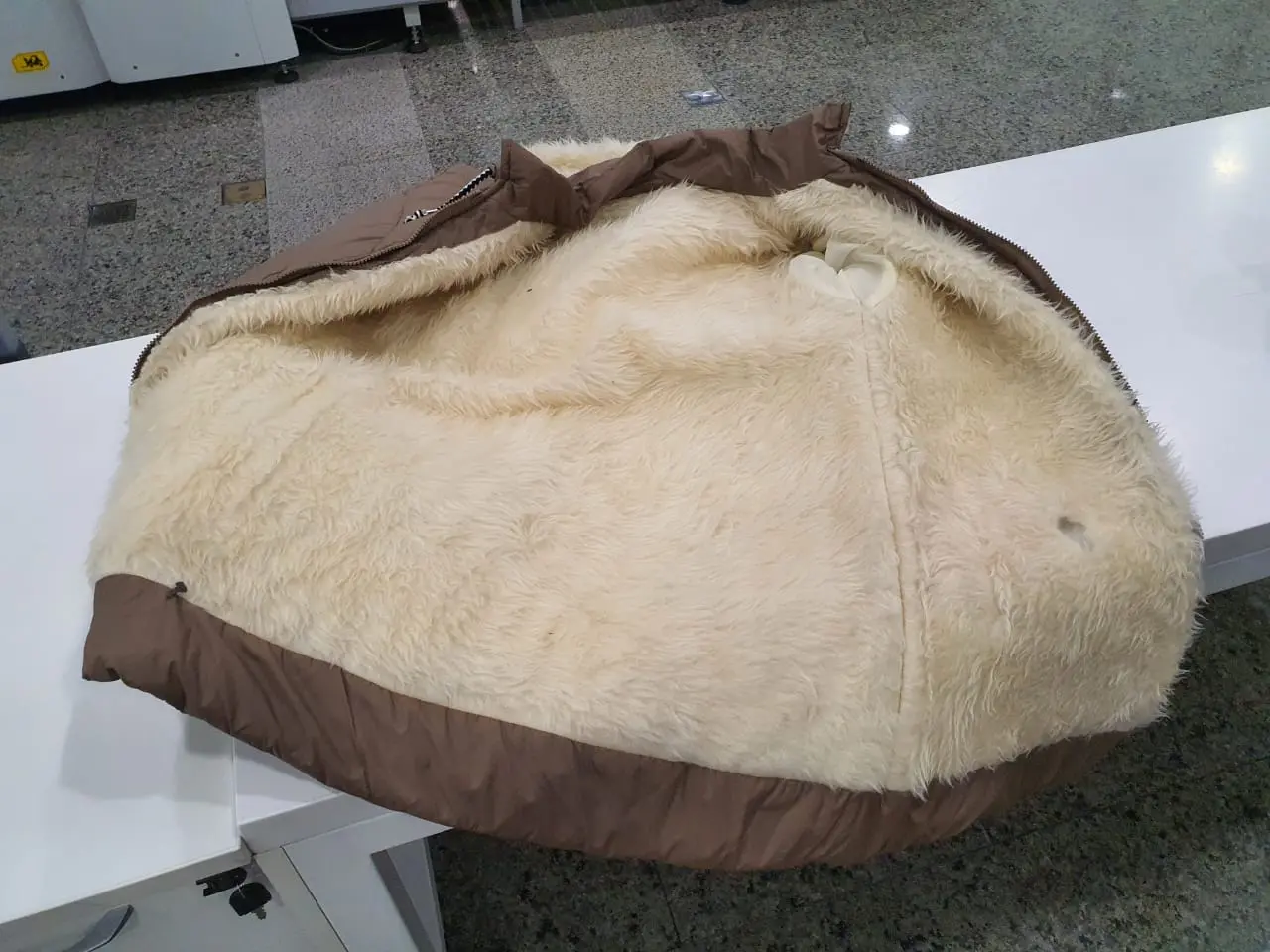 Rondoniense é preso no Aeroporto de Fortaleza com cocaína escondida dentro de mala e casacos