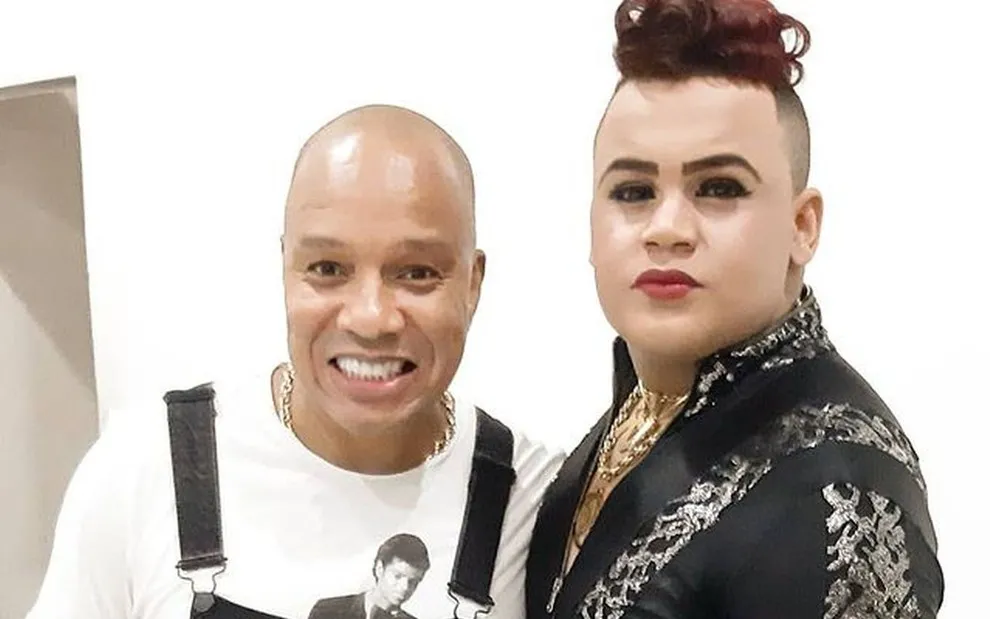 Maycon Douglas registrou um Boletim de Ocorrência (B.O) alegando ter sofrido violência sexual pelo vocalista do Molejo