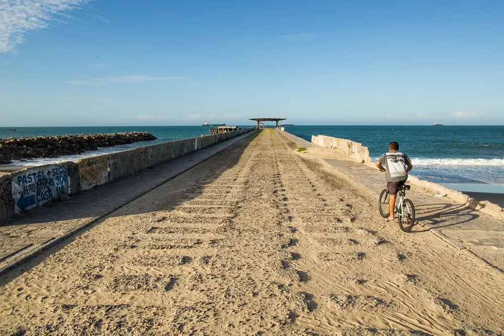 Até hoje, a ponte do primeiro porto de Fortaleza não foi tombada. Tratamento oposto à vizinha Ponte dos Ingleses, que atualmente sugue em reformas (o valor é superior a R$ 5 milhões) e consta na lista de bens públicos tombados desde 1989