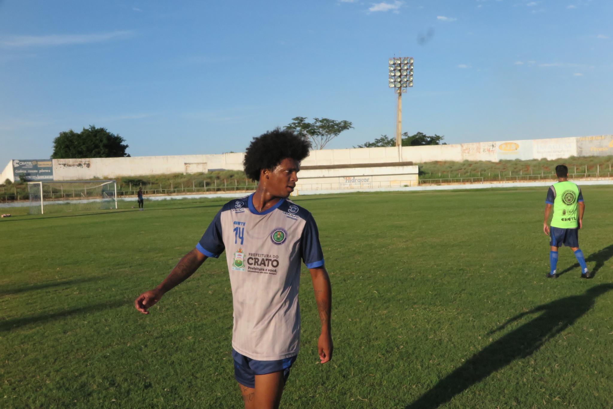 Robinho é um dos destaques da equipe cratense