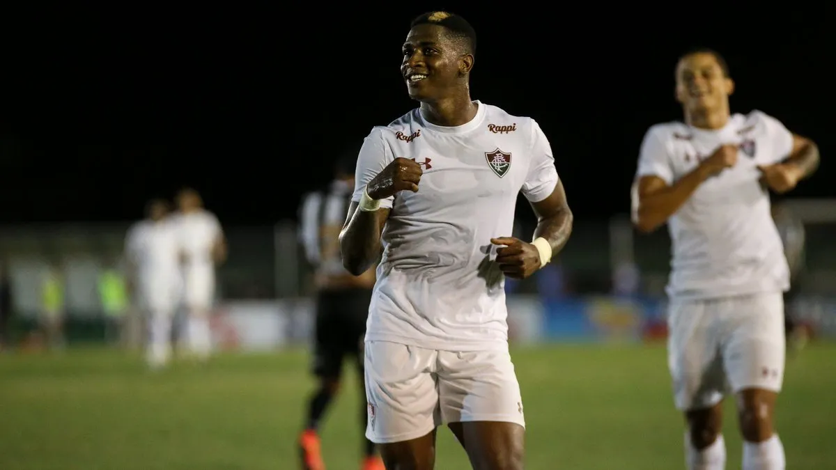 Yony pertence ao Benfica e teve destaque no Fluminense na temporada