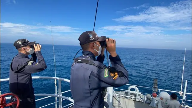 Corpo é encontrado na área de buscas onde lancha com grupo de amigos desapareceu