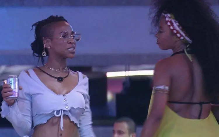 A psicóloga Lumena e a cantora Karol Conká  BBB21