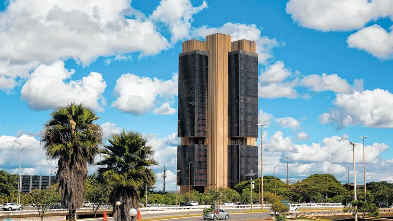 A Selic é o principal instrumento do Banco Central para manter sob controle a inflação oficial