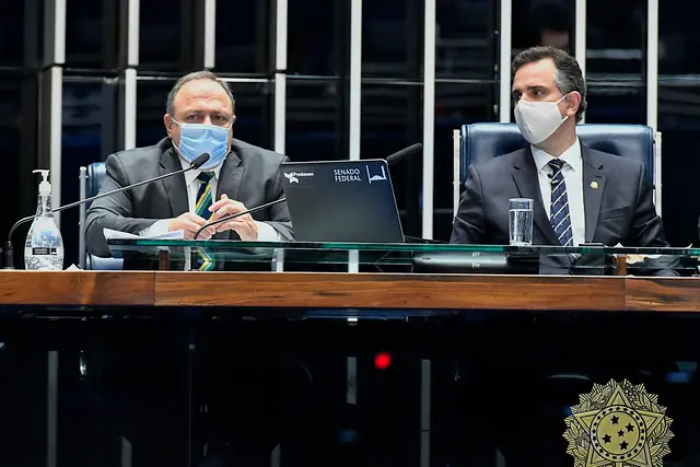 Ministro de Estado da Saúde, Eduardo Pazuello; presidente do Senado Federal, senador Rodrigo Pacheco (DEM-MG)