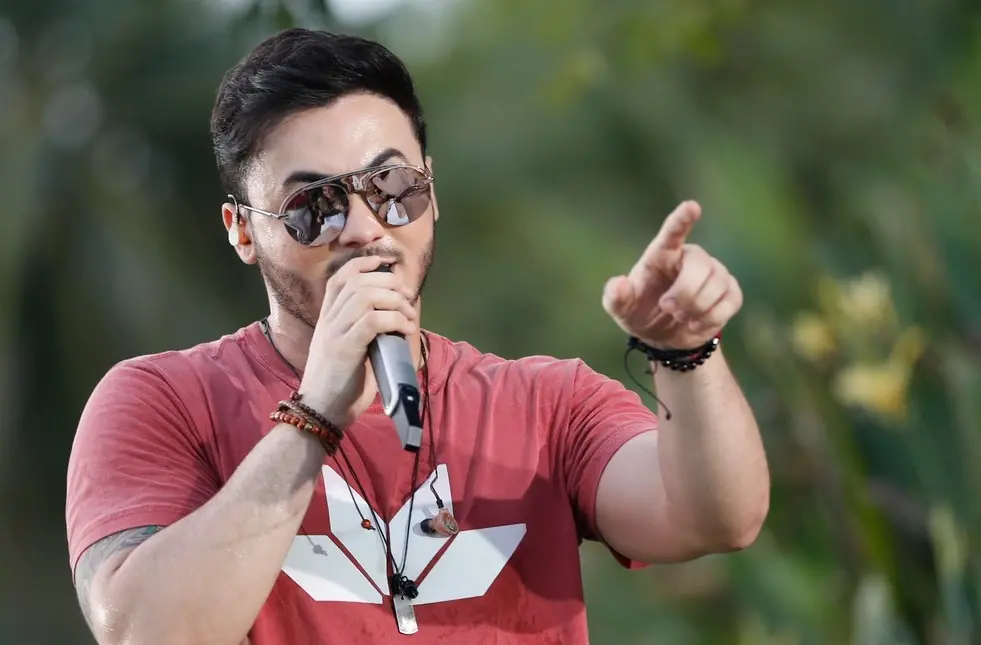 Diariamente, Wallas Arrais acompanha o programa