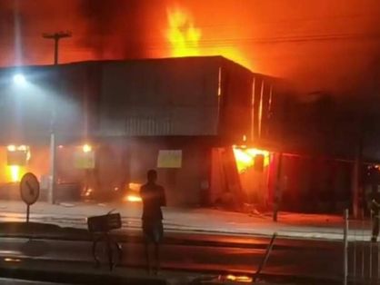 incêndio supermercado/explosão supermercado/supermercado pernambuco