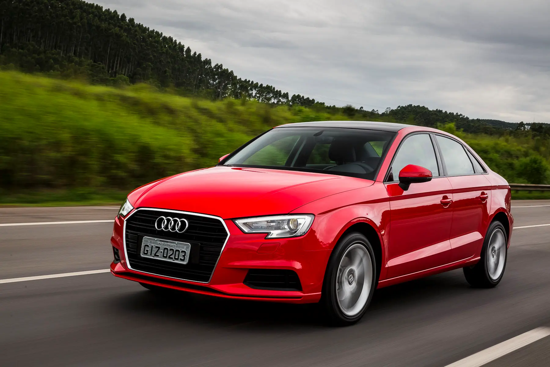 Imagem da notícia Audi suspende produção de veículo no Brasil até lançamento de novo produto