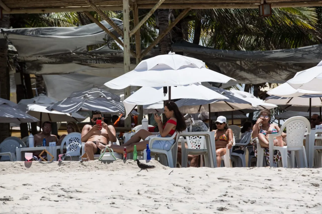 No Cumbuco, o movimento de banhistas foi bem abaixo do que era esperado pelos donos de barracas