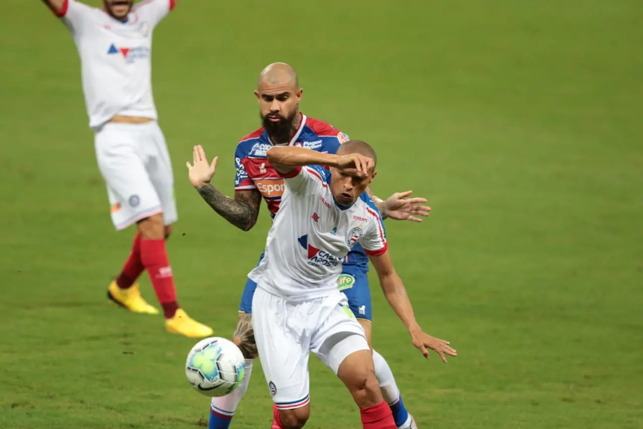 O Fortaleza sofreu um gol na primeira chegada ofensiva do Bahia na Arena Castelão