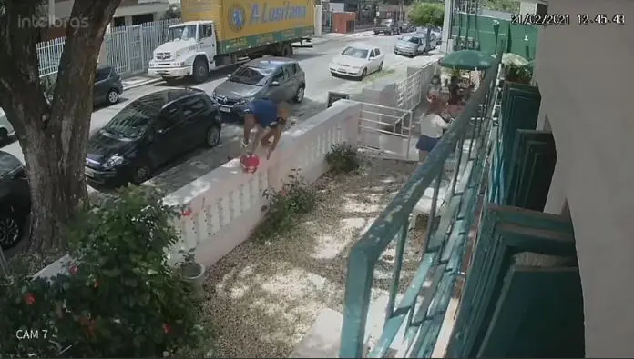 assalto a restaurante no Meireles