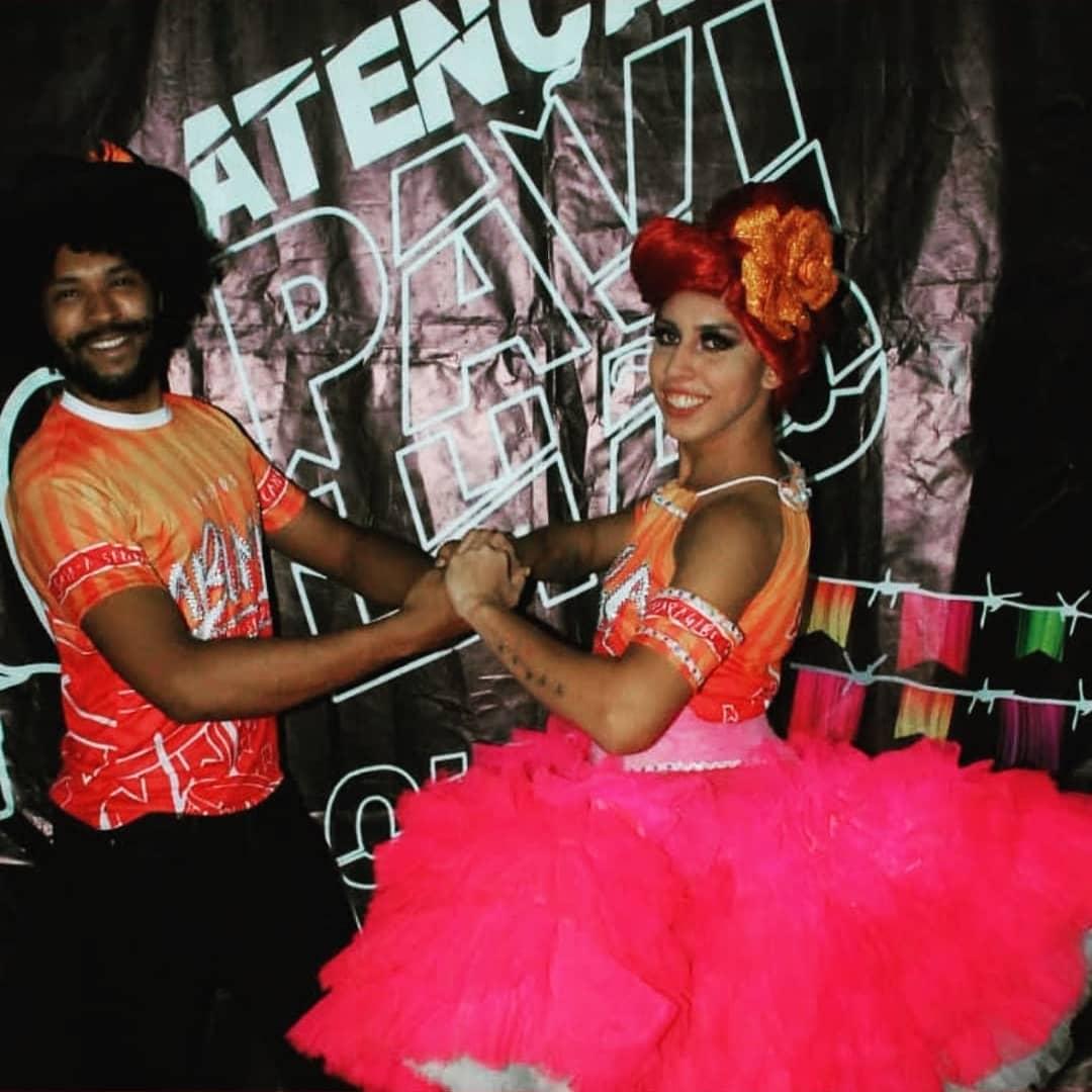 Lorena e Washington em apresentação junina