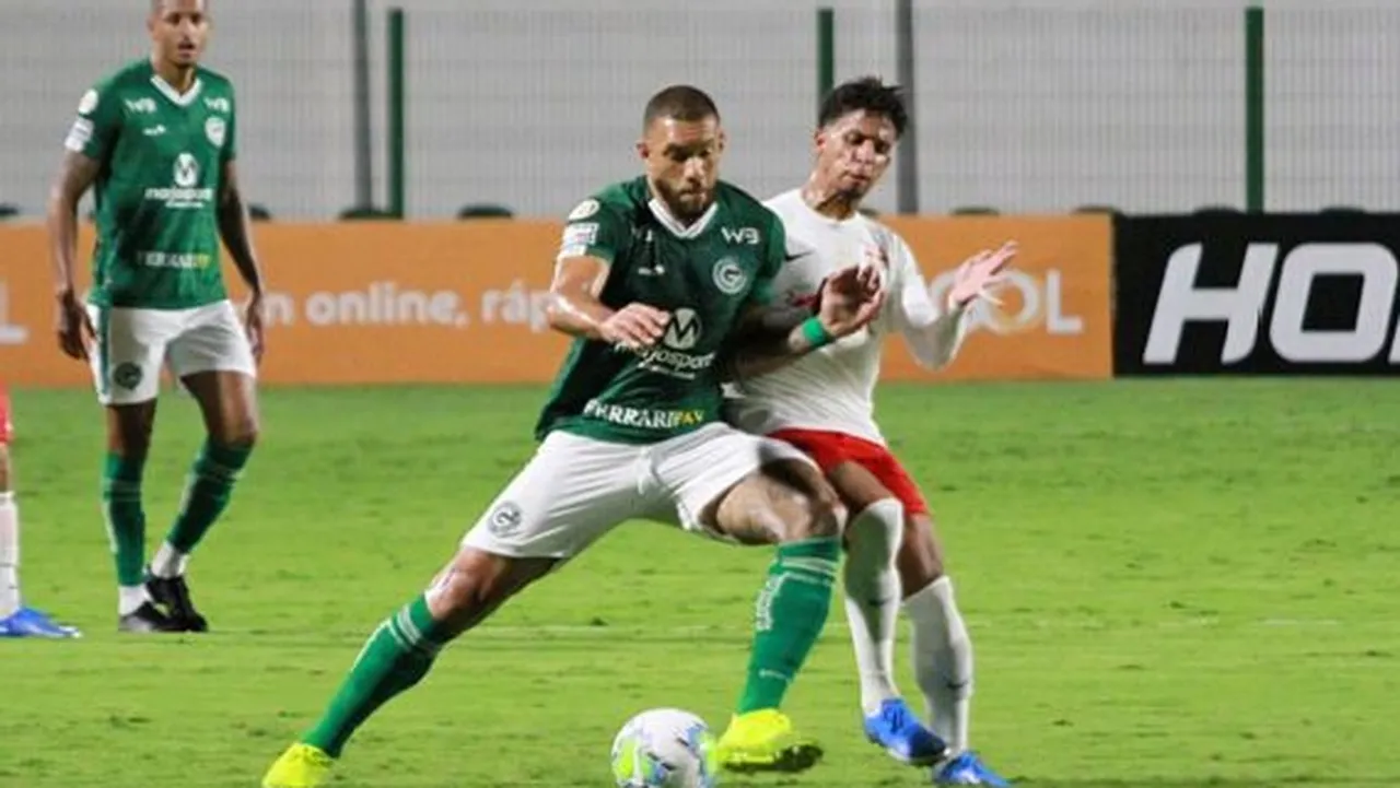 O Goiás lutou, mas só empatou com o Bragantino, e foi rebaixado