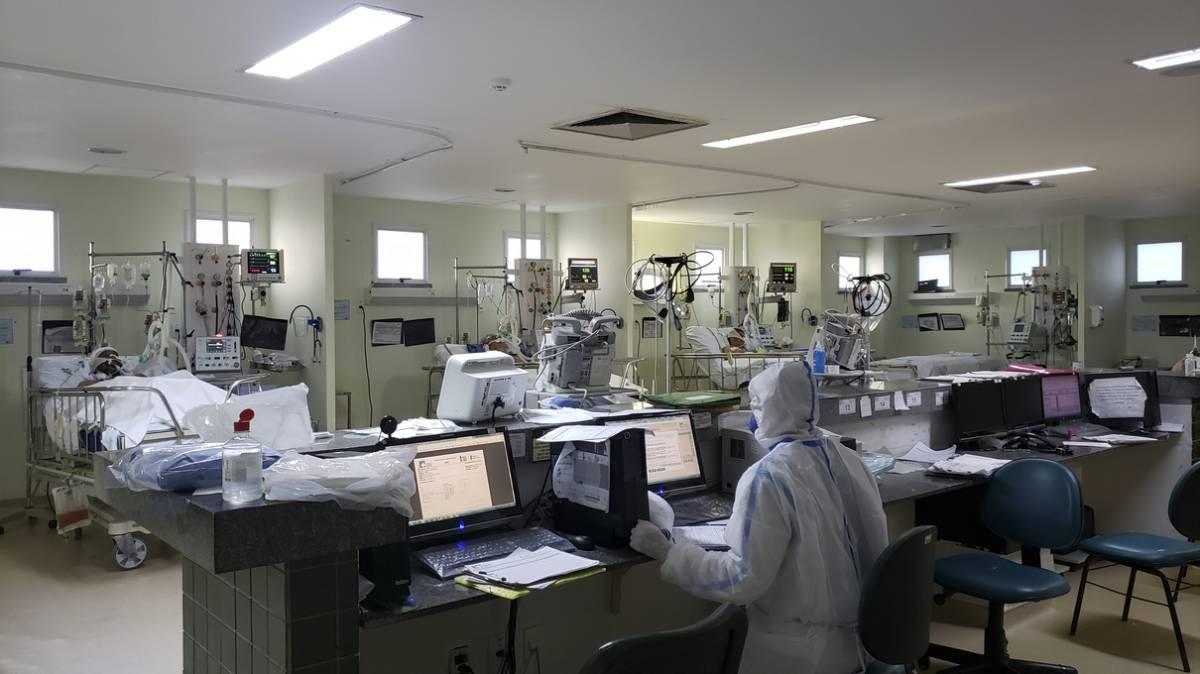 Leitos hospital Juazeiro do Norte