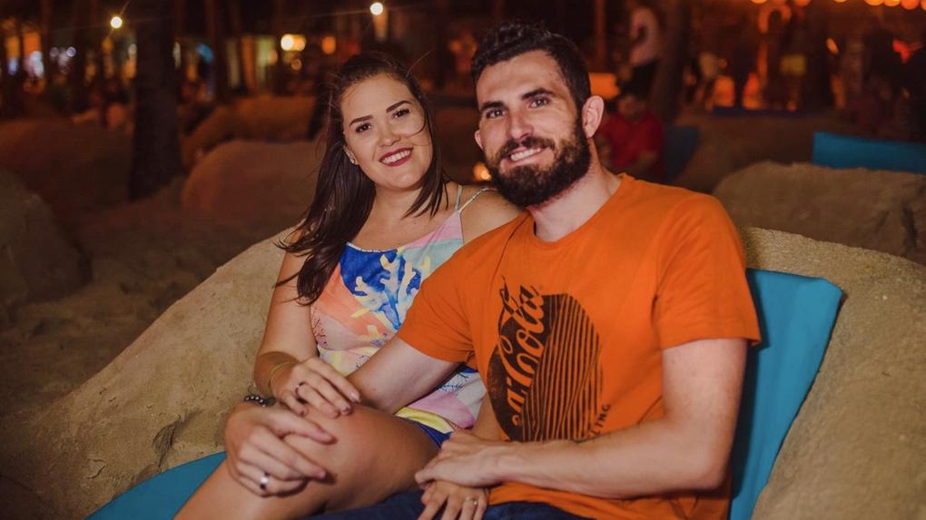 Paranaense, Alexandre veio para Fortaleza em 2018, ano em que iniciou os serviços nas plataformas de transporte, e dividia a casa com a companheira Bianca Fonseca