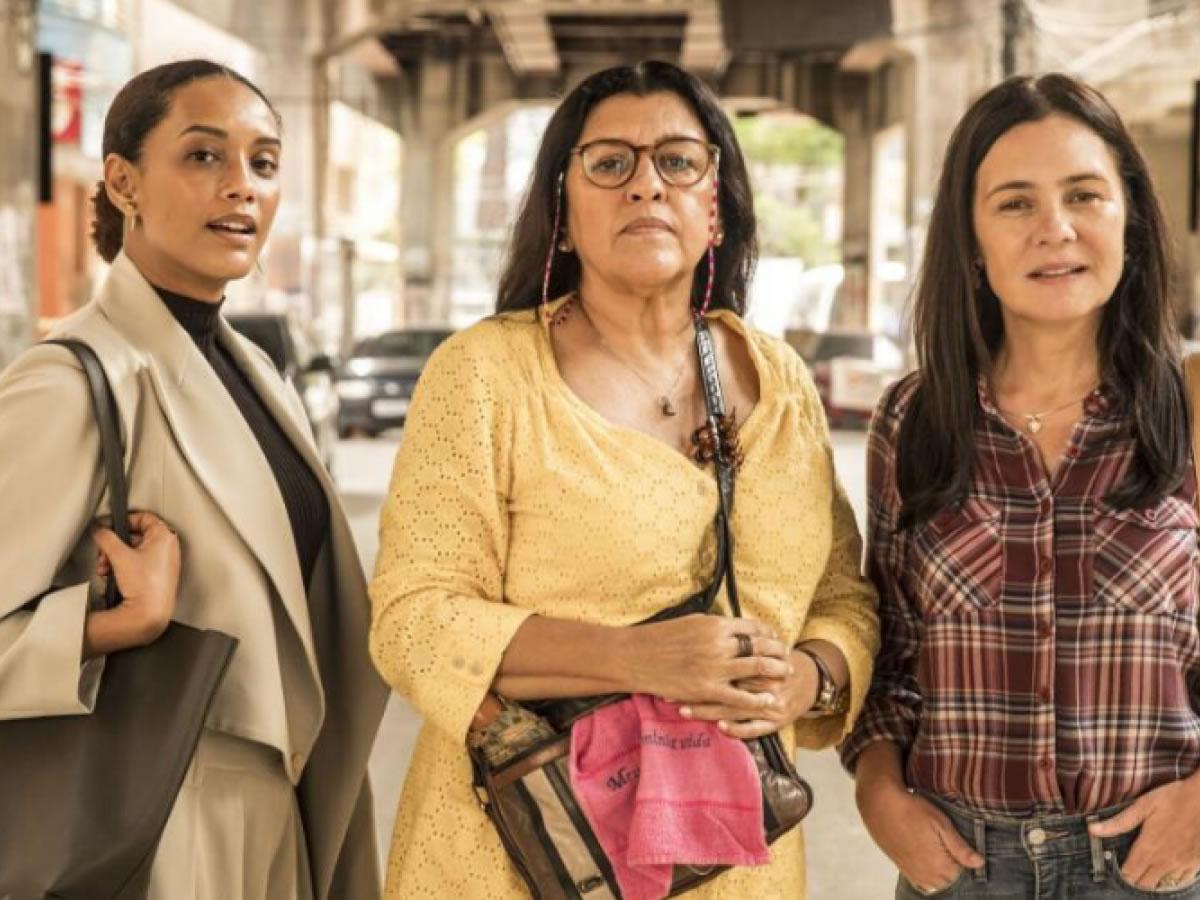 Elenco de amor de mãe