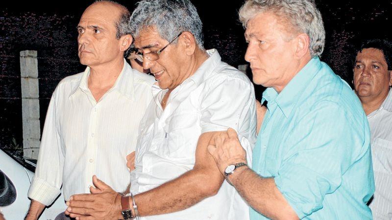 Procurador Ernandes sendo preso