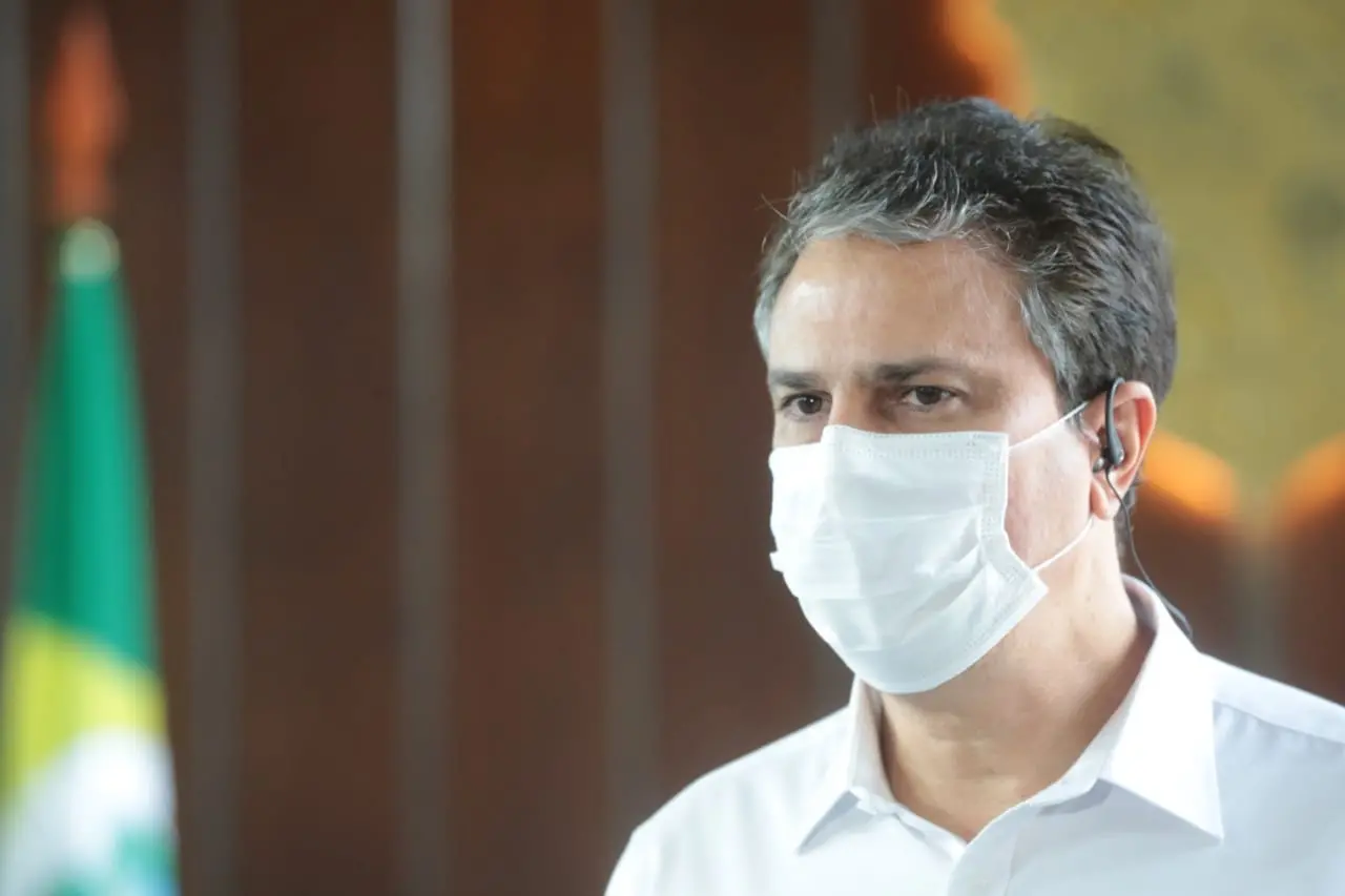 Governador concedeu entrevista exclusiva ao Sistema Verdes Mares na tarde desta quinta-feira (4) e apelou para que a população cumpra o lockdown para dar fôlego ao sistema de saúde.