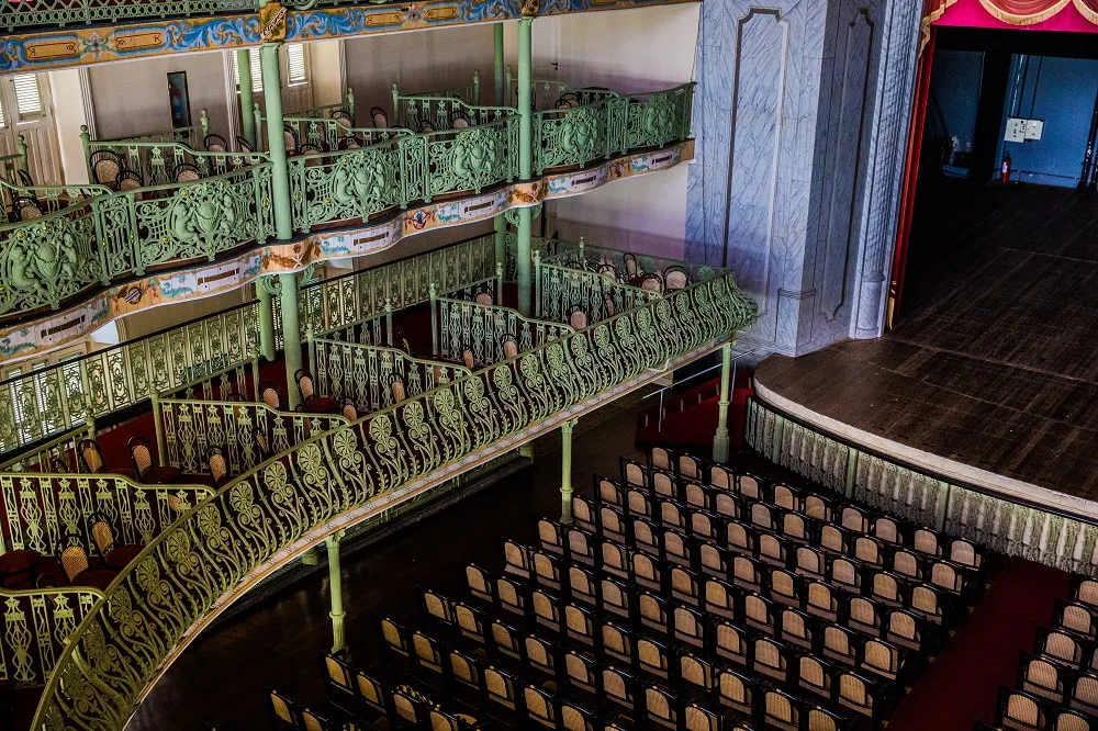 Como outros equipamentos dedicados à cultura e educação no Ceará, o Theatro José de Alencar segue sem atividades