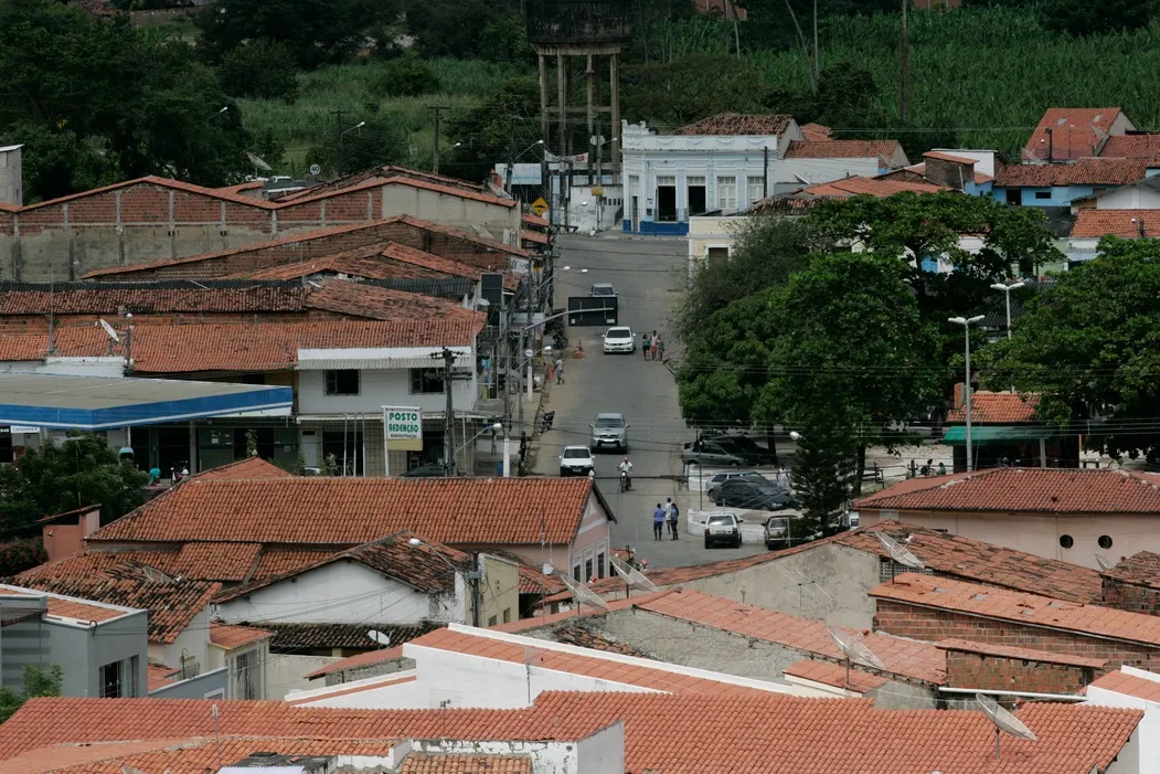 As novas restrições sanitárias na cidade começam a valer a partir de terça e seguem até dia 23, conforme anunciou o prefeito nas redes sociais